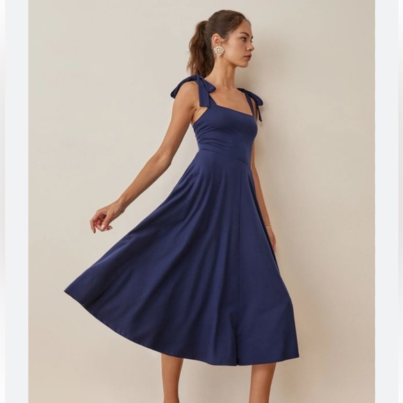Reformation Dresses & Skirts - Reformation Edita Dress in Navy